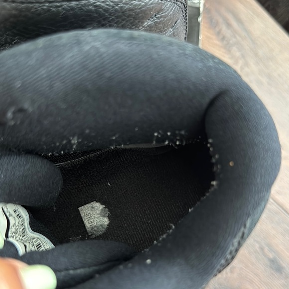 Air Jordan Men's Pre loved Retro 13 Black Varsity Red Sneakers Playoff 2011 - Picture 6 of 12